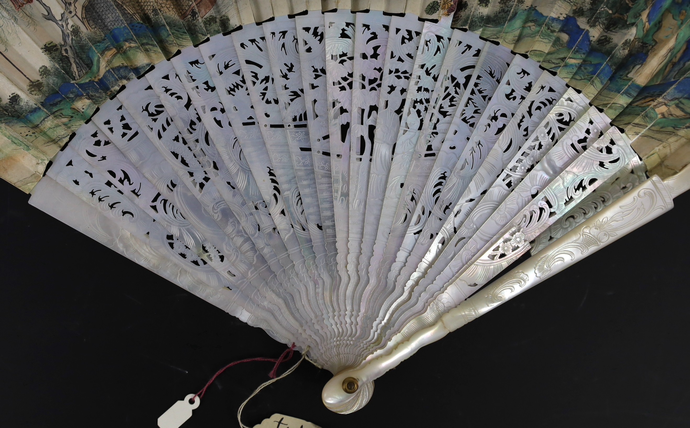 A Chinese painted leaf fan with mother-of-pearl sticks, 19th century, 28cm, some damage to mother-of-pearl
